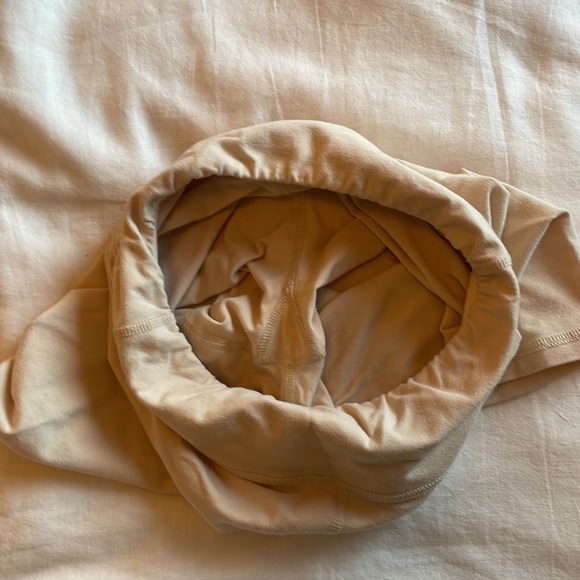 Mate the Label Cream Bike Shorts - Picture 4 of 6